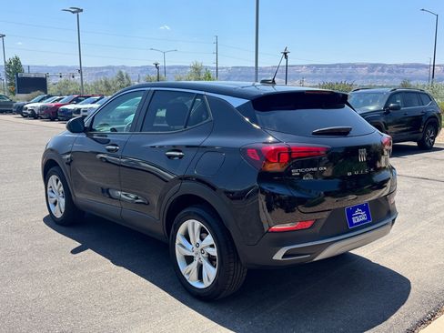 Used 2025 Buick Encore GX Preferred AWD/4WD image 3