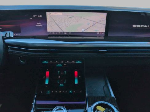 Used 2025 Cadillac Escalade Premium Luxury w/ Touring Package image 15