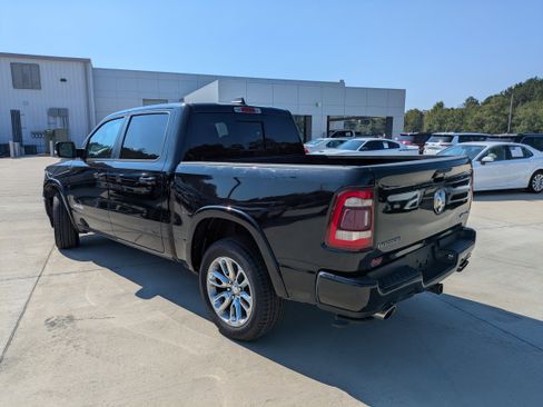 Used 2021 RAM 1500 Laramie w/ Sport Appearance Package image 6