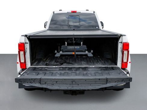 Used 2021 Ford F450 Platinum w/ FX4 Off-Road Package AWD/4WD image 60
