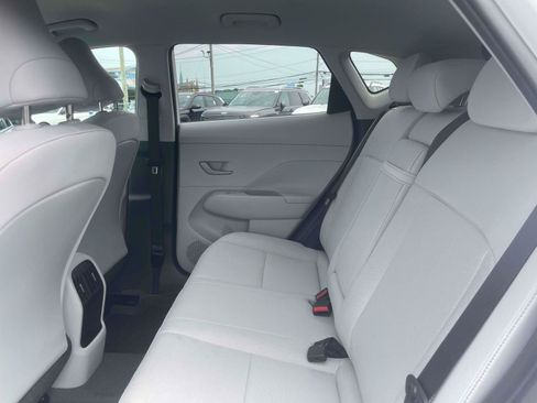 Used 2024 Hyundai Kona SEL AWD/4WD image 11