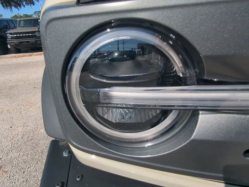 New 2026 Ford Bronco Badlands image 11