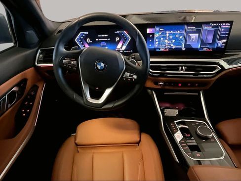 Used 2023 BMW 330i Sedan w/ Premium Package RWD image 5
