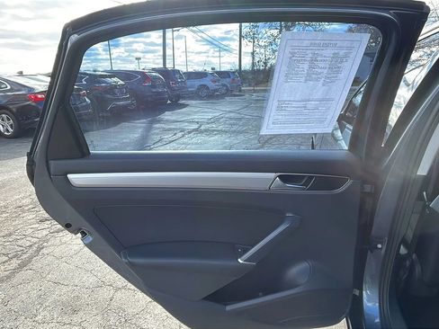 Used 2018 Volkswagen Passat 2.0T S w/ Driver Assistance Package image 19