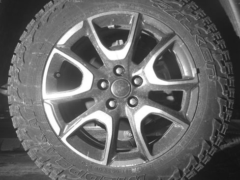 Used 2025 Jeep Compass Trailhawk AWD/4WD image 15