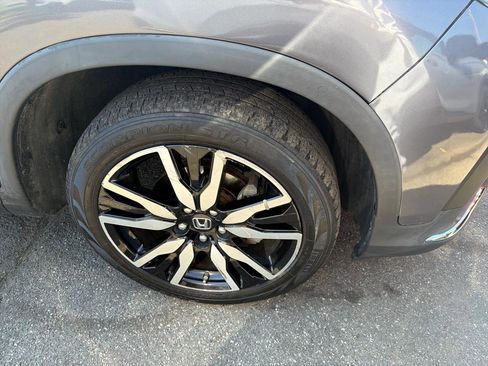 Used 2021 Honda Pilot Touring image 4