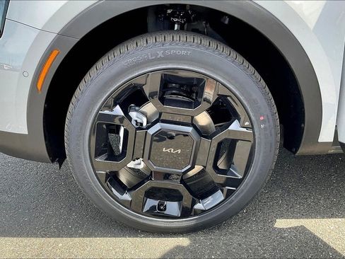 New 2025 Kia Sorento SX Prestige image 14