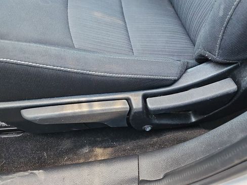 Used 2022 Nissan Sentra SV image 17