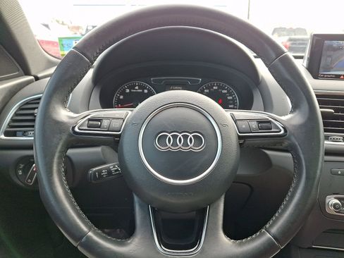 Used 2018 Audi Q3 2.0T Premium w/ Convenience Package image 21