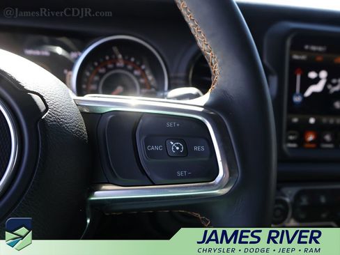 Used 2023 Jeep Wrangler Altitude image 27