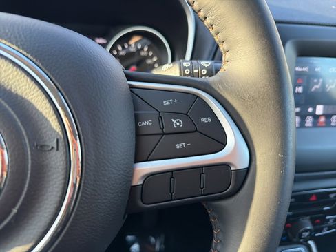 Used 2018 Jeep Compass Latitude w/ Popular Equipment Group image 21