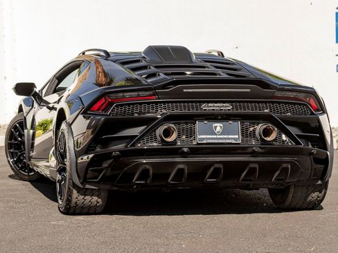 Used 2024 Lamborghini Huracan Sterrato AWD/4WD image 9