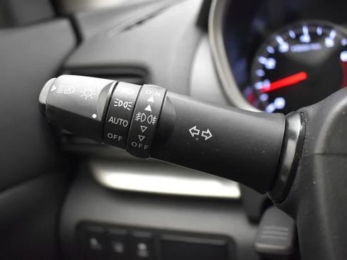 Used 2024 Mitsubishi Eclipse Cross SE image 28