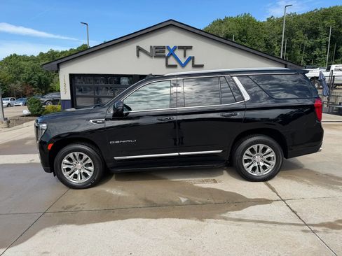 Used 2021 GMC Yukon Denali AWD/4WD image 6