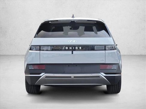 Used 2024 Hyundai Ioniq 5 SEL image 7
