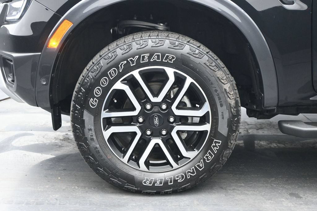 Used 2024 Ford Ranger Lariat w/ FX4 Off-Road Package AWD/4WD image 23