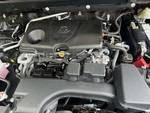Used 2023 Toyota RAV4 LE FWD image 29