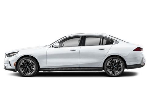 New 2026 BMW 530i RWD image 3