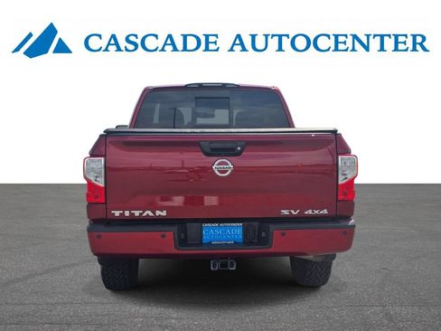 Used 2017 Nissan Titan SV AWD/4WD image 7