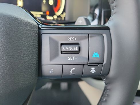 New 2026 Nissan Pathfinder SL image 22