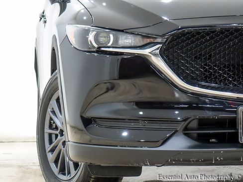 Used 2020 MAZDA CX-5 Touring image 6