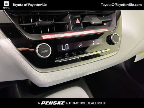 Used 2026 Toyota Corolla SE image 29