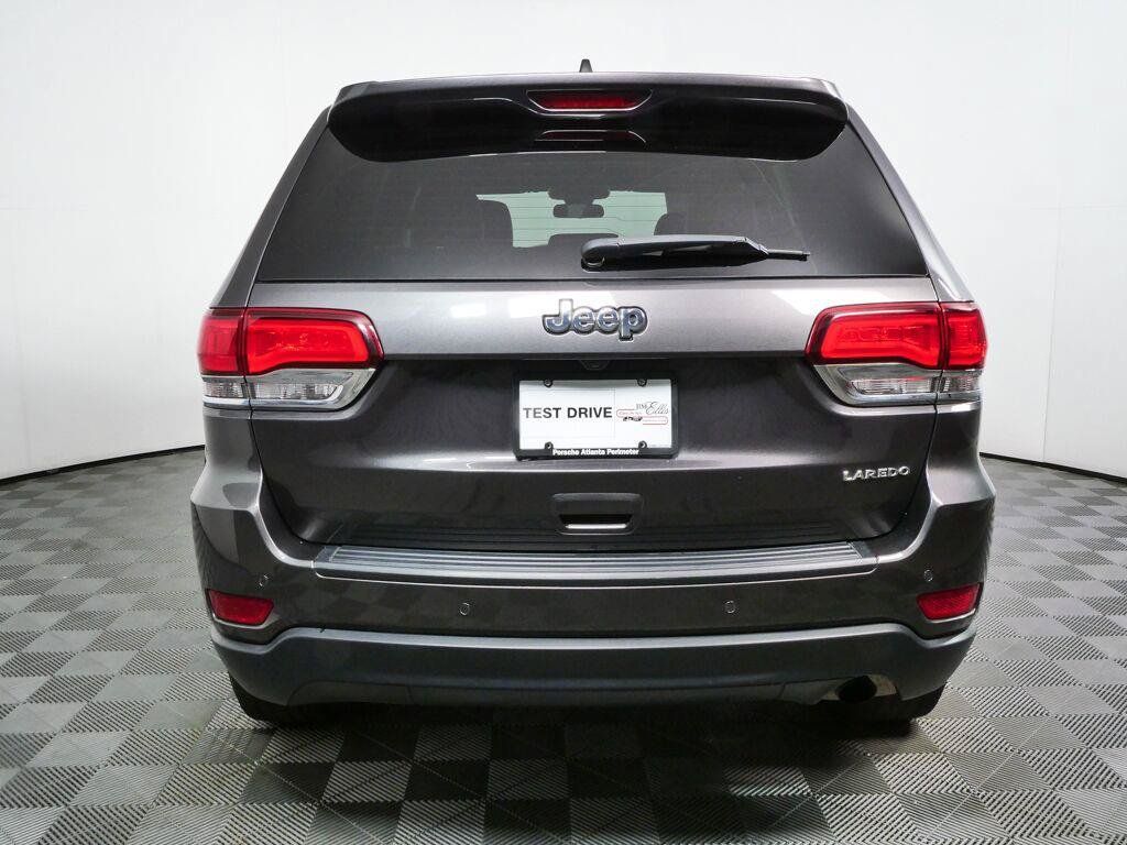 Used 2021 Jeep Grand Cherokee Laredo X RWD image 30