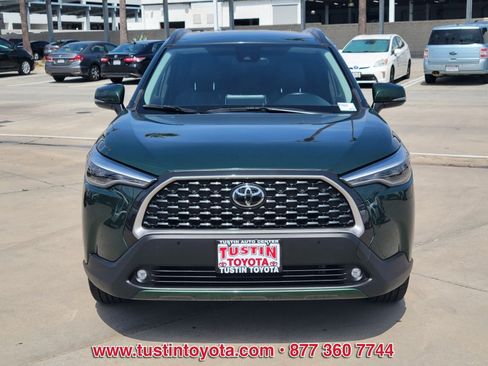 Used 2022 Toyota Corolla Cross XLE w/ Black Badges Package (TMS) AWD/4WD image 8