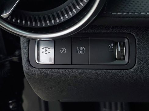 New 2026 Chevrolet Equinox LT w/ Convenience Package II FWD image 22