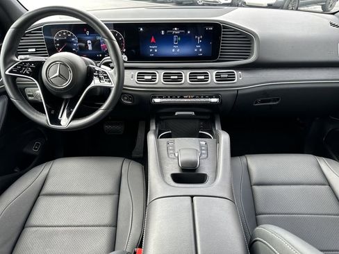Used 2025 Mercedes-Benz GLE 350 4MATIC image 10