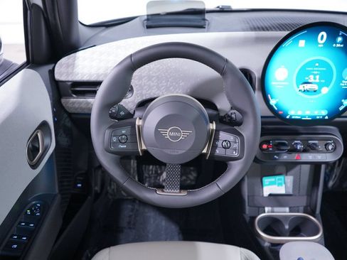 New 2026 MINI Cooper 4-Door Hardtop FWD image 11