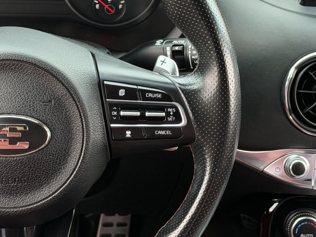 Used 2021 Kia Stinger GT1 RWD image 15
