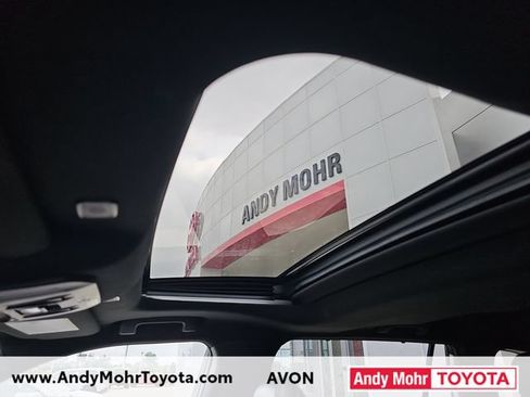 Used 2023 Toyota Highlander XSE AWD/4WD image 26