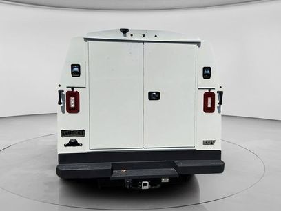 New 2025 GMC Savana 3500 w/ Power Convenience Package