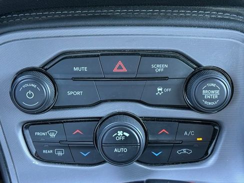 Used 2023 Dodge Challenger SXT w/ Blacktop Package AWD/4WD image 18