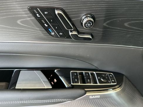 New 2026 Cadillac Lyriq V image 11