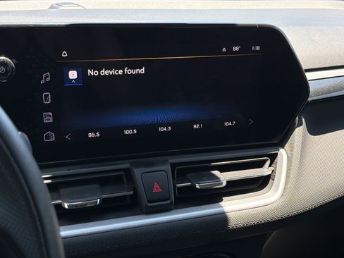 Used 2024 Chevrolet TrailBlazer LS w/ LS Convenience Package FWD image 23
