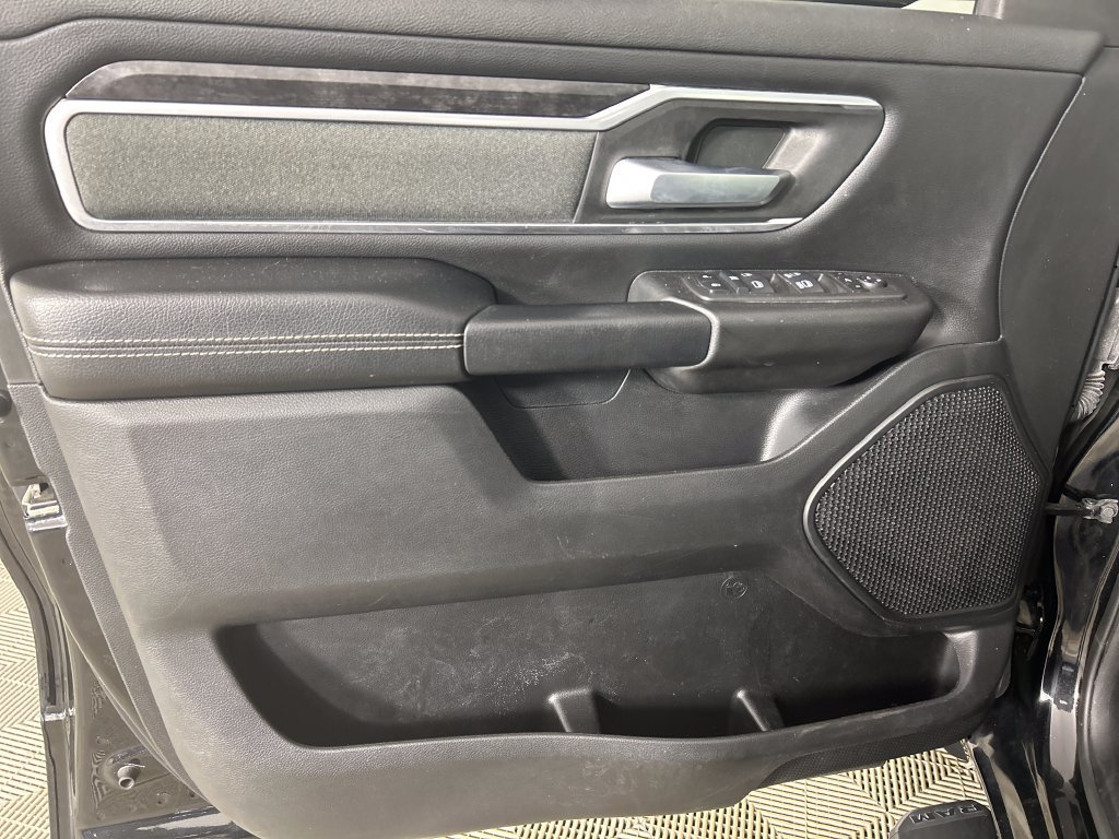 Used 2022 RAM 1500 Big Horn AWD/4WD image 12