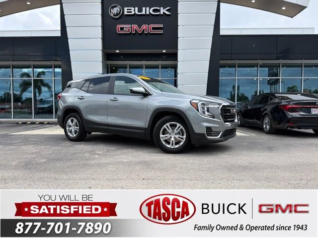 Used 2023 GMC Terrain SLE FWD image 1