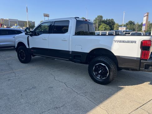 Used 2025 Ford F250 King Ranch w/ Tremor Off-Road Package AWD/4WD image 13