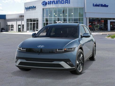 New 2026 Hyundai Ioniq 5 SE image 6