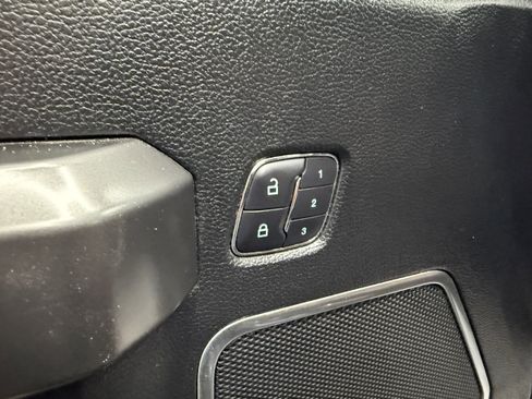 Used 2017 Ford F150 Limited AWD/4WD image 14