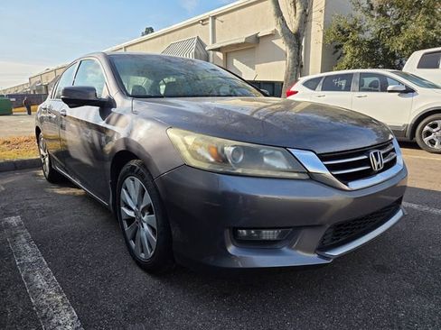 Used 2015 Honda Accord EX-L image 2