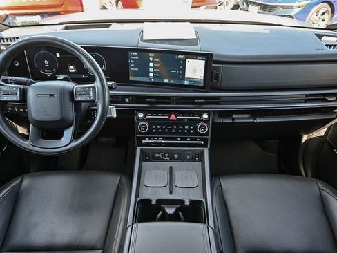 Certified 2025 Hyundai Santa Fe Calligraphy image 16