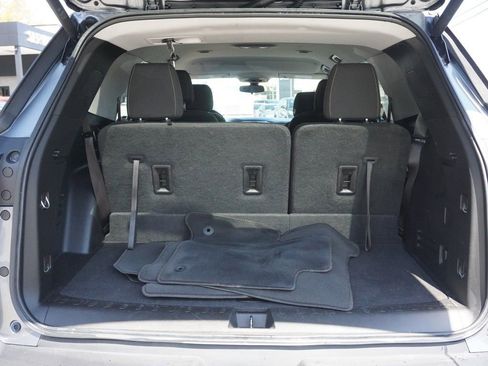 Used 2020 Chevrolet Traverse LT AWD/4WD image 18