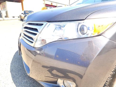 Used 2010 Toyota Venza AWD w/ Premium Pkg #2 image 36