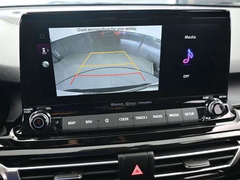 Used 2022 Kia Seltos EX image 21