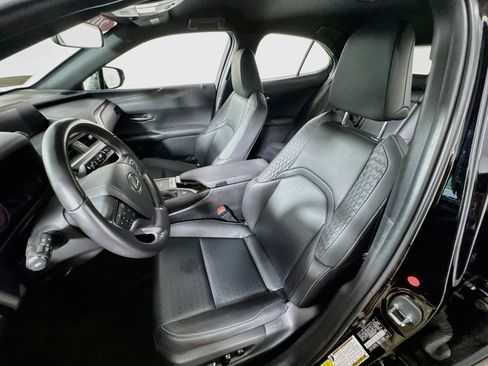 Used 2021 Lexus UX 200 w/ Accessory Package (Z2) FWD image 12