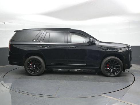 Used 2022 Cadillac Escalade Sport w/ Touring Package AWD/4WD image 3