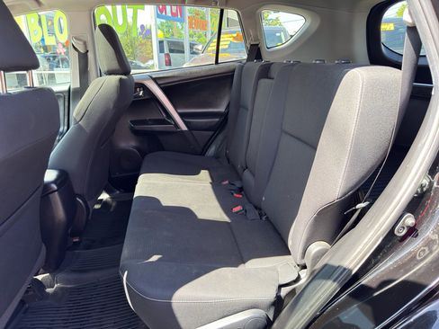 Used 2018 Toyota RAV4 XLE w/ Plus Extra Value Package AWD/4WD image 16